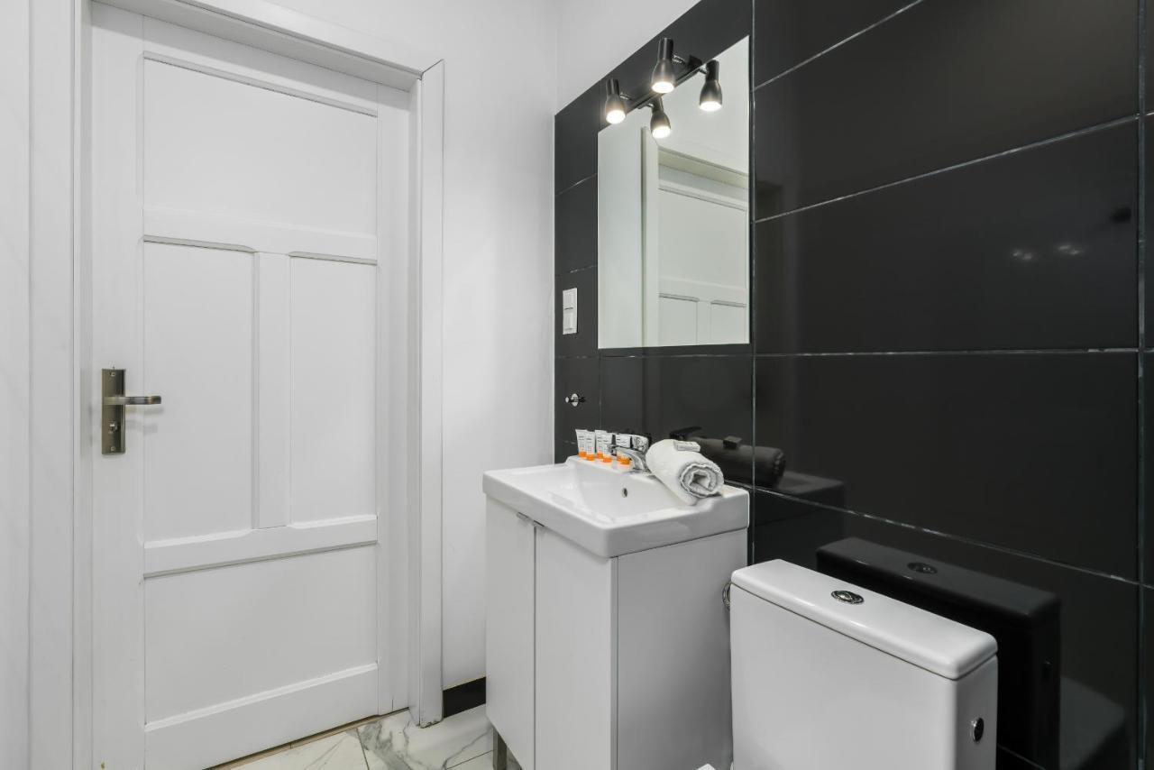 Apartments City Center Saint Wojciech By Renters Poznań Buitenkant foto