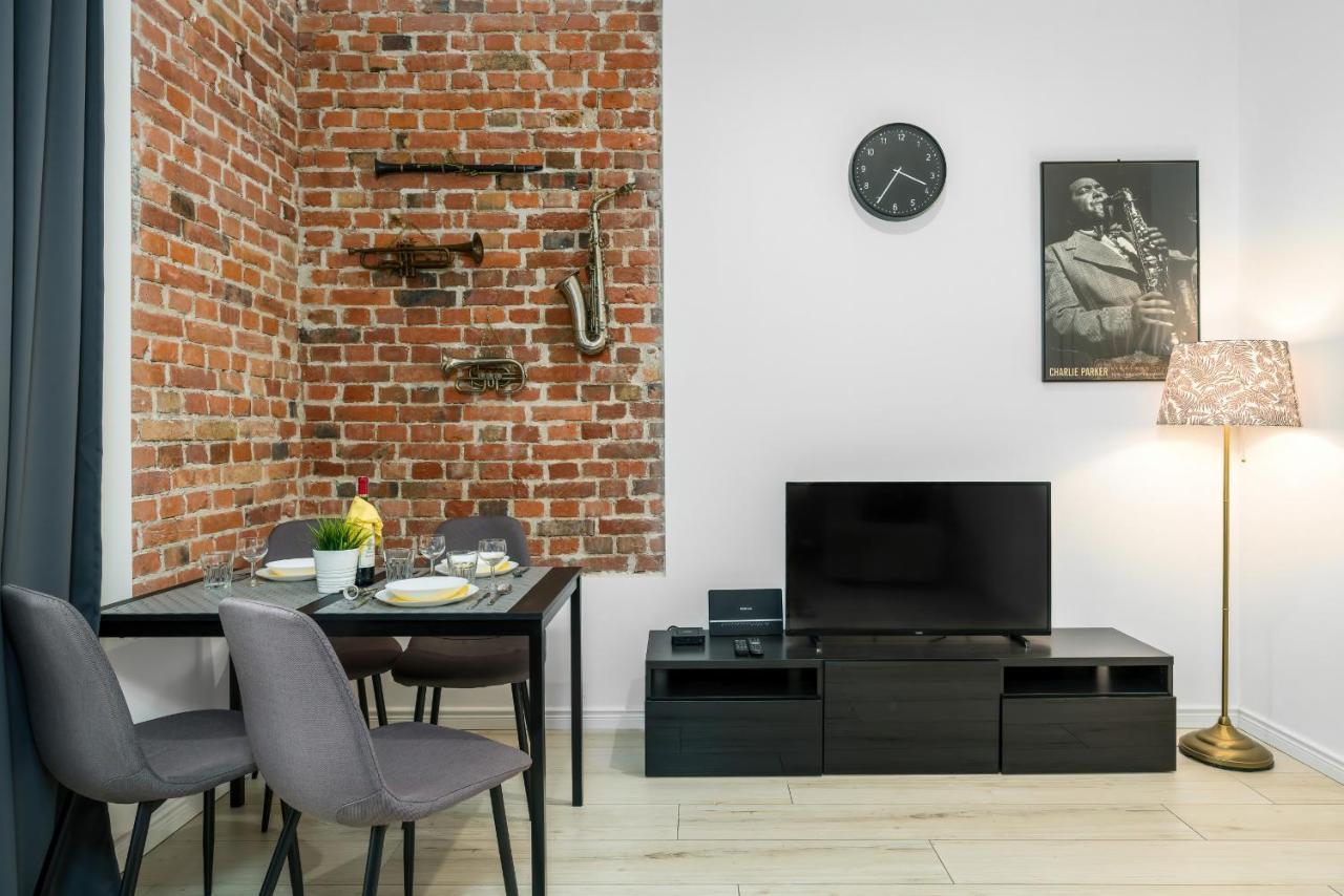 Apartments City Center Saint Wojciech By Renters Poznań Buitenkant foto