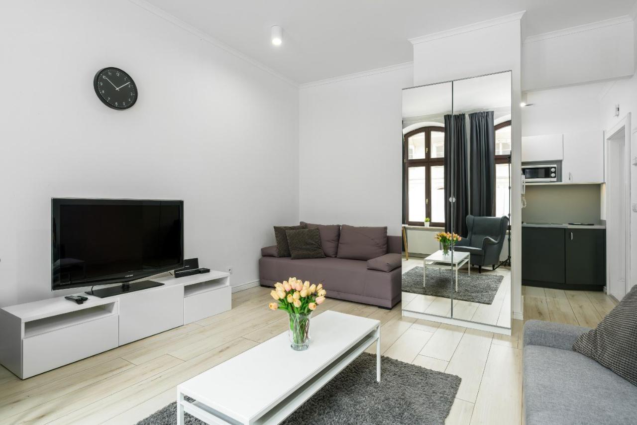 Apartments City Center Saint Wojciech By Renters Poznań Buitenkant foto