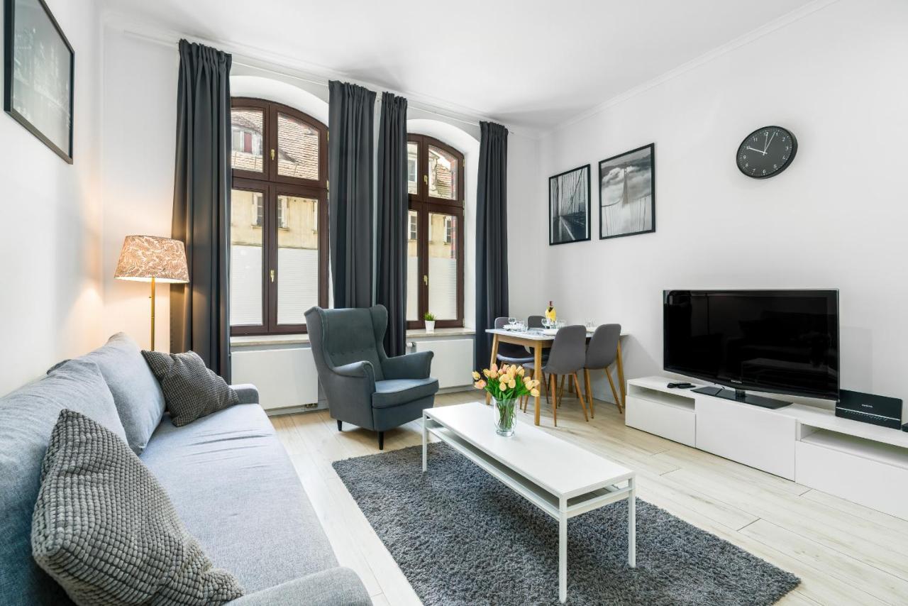Apartments City Center Saint Wojciech By Renters Poznań Buitenkant foto