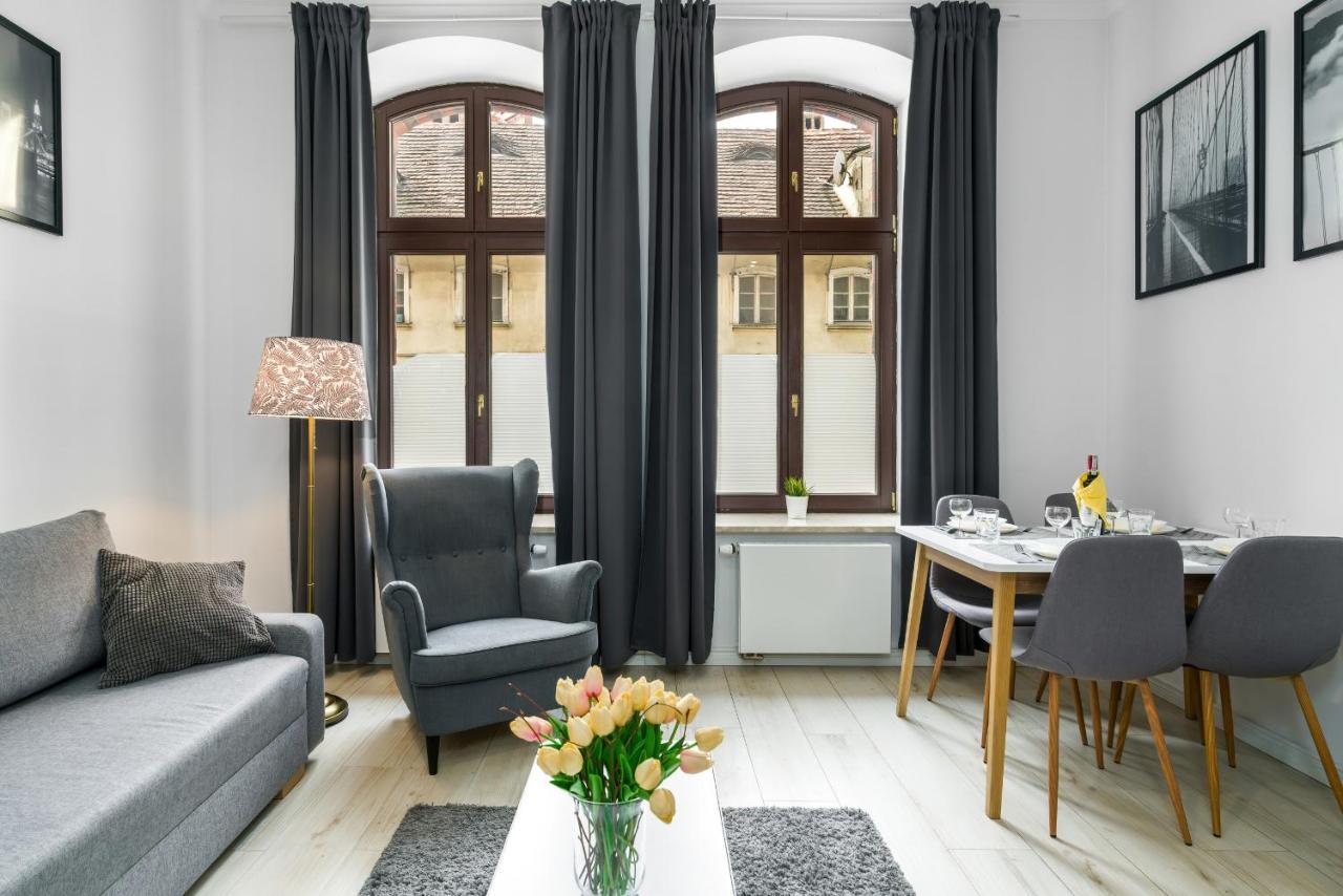 Apartments City Center Saint Wojciech By Renters Poznań Buitenkant foto