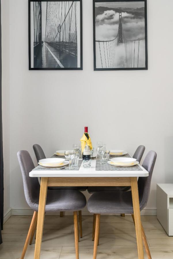 Apartments City Center Saint Wojciech By Renters Poznań Buitenkant foto